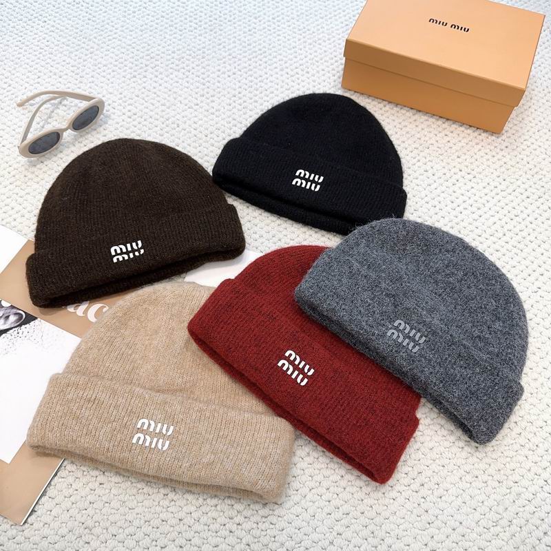 Miumiu hat dx37